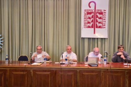 Obispos de la Conferencia Episcopal Argentina emitiendo un fuerte mensaje de la Iglesia por el 24 de marzo