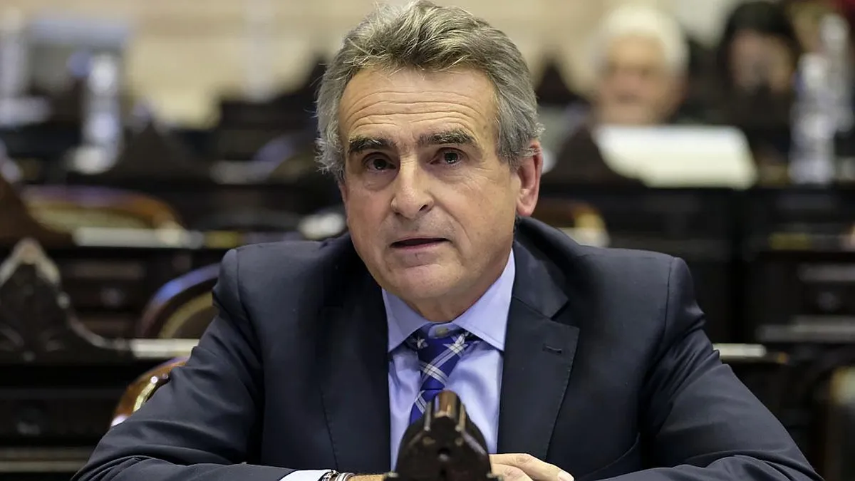 Agustín Rossi habla en una entrevista sobre la crítica situación de la Justicia argentina y las reformas necesarias