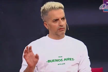 Ángel de Brito en una entrevista hablando sobre su vida privada personal.