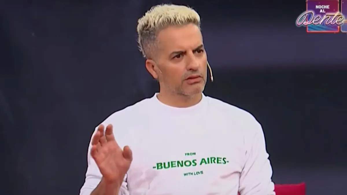 Ángel de Brito en una entrevista hablando sobre su vida privada personal.