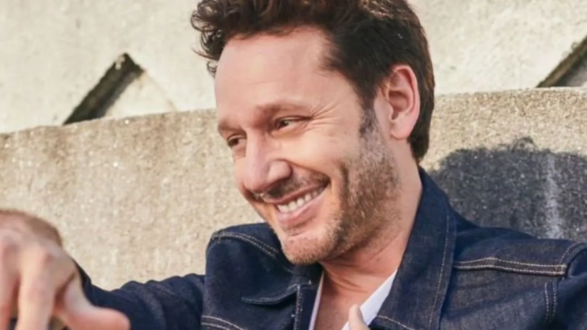 Benjamín Vicuña reflexiona sobre la aceptación de la nueva realidad familiar durante un evento de cine