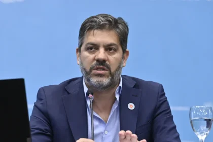 Carlos Bianco explica por qué no habrá una alianza con la vicepresidenta Victoria Villarruel.