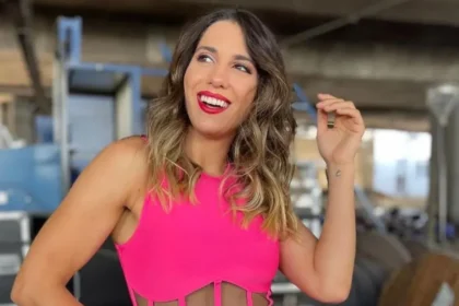 Cinthia Fernández y Roberto Castillo denunciando el hostigamiento de Daniela Vera ante la justicia