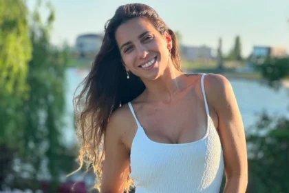 Cinthia Fernández en una entrevista hablando sobre el futuro laboral de Cinthia y las propuestas recibidas