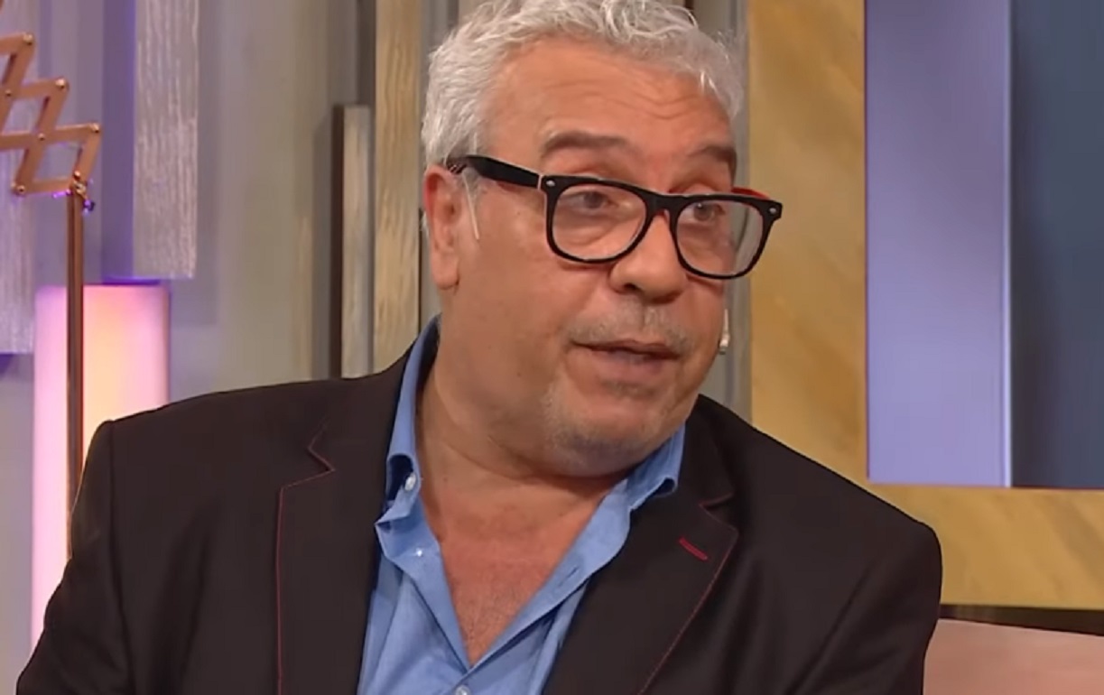 Coco Sily durante la entrevista donde narró la insólita pérdida de urna.