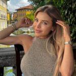 Evangelina Anderson reflexiona sobre la vida de Evangelina Anderson y su deseo de pasar desapercibida en la calle.