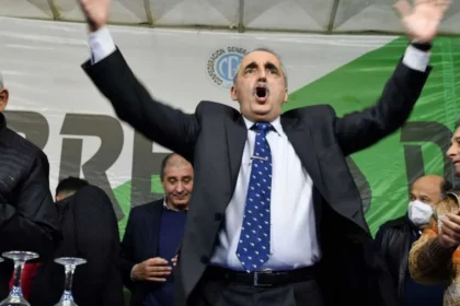 Guillermo Moreno explica su propuesta para un gobierno de unidad nacional en televisión