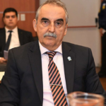 Guillermo Moreno analiza las implicancias institucionales del viaje de Manuel Adorni.