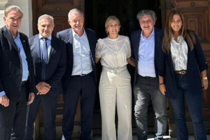 Miguel Ángel Pichetto y Emilio Monzó liderando la reunión por una nueva propuesta política capitalista