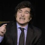 Gráfico comparativo que muestra la caída de la imagen positiva de Javier Milei en el ranking de presidentes latinoamericanos