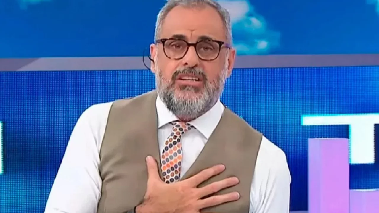 Luis Ventura y Marcela Tauro analizando su vínculo con Jorge Rial en televisión.