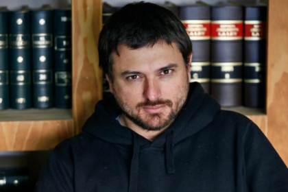 Juan Grabois presenta nuevas pruebas vinculadas a la posible estafa cripto Libra ante la justicia.