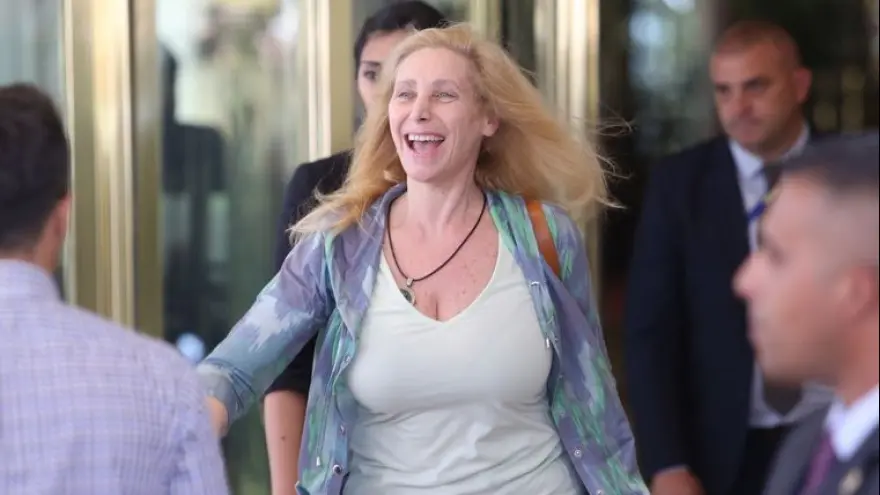 Detalles sobre los vínculos entre Karina Milei y el trader Mauricio Novelli en la investigación del Caso Libra.