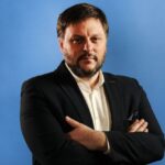 Leandro Santoro analiza cómo el presidente perdió control de la situación política y económica en Argentina.