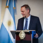 Manuel Adorni mantiene reuniones con ministros para intentar retomar la iniciativa política del Gobierno.