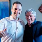 Avión privado en pista relacionado con la investigación sobre el periodista Marcelo Grandio y Adorni en Comodoro Py.