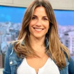 Belén Ludueña realizando un video para explicar por qué no se debe opinar sobre cuerpos ajenos durante el embarazo.