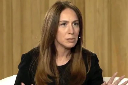 María Eugenia Vidal brindando un discurso político sobre el protagonismo del PRO nacional ante militantes en Parque Norte.