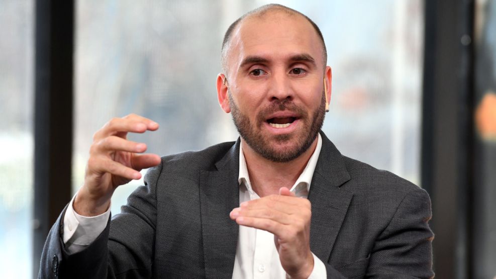 Martín Guzmán analizando la meta de inflación cero en 2026