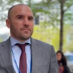 El exministro Martín Guzmán analiza el rumbo del programa económico en una entrevista radial reciente