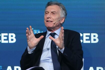Mauricio Macri encabeza una cumbre para definir la estrategia electoral PRO.