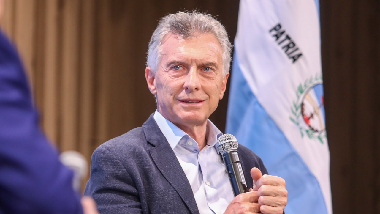 Mauricio Macri analiza el alivio económico para el país tras el fallo judicial por YPF en Estados Unidos.