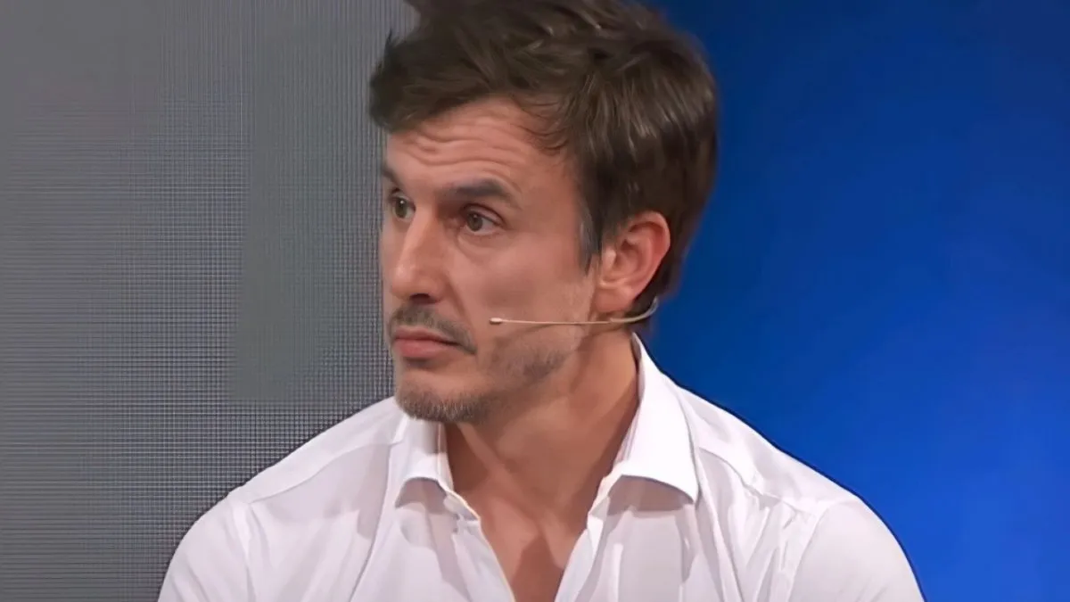 Roberto García Moritán en una entrevista de streaming hablando sobre su difícil separación de Pampita y su hija Anita