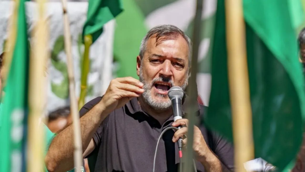 El sindicalista Rodolfo Aguiar lanzando una dura advertencia contra Manuel Adorni por sus bienes