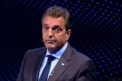 Sergio Massa brindando declaración testimonial en la causa Sueños Compartidos ante la Justicia