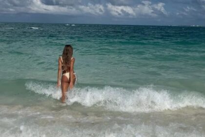 Laurita Fernández y Matías Busquet abrazados durante su romántica escapada de Laurita por el Caribe