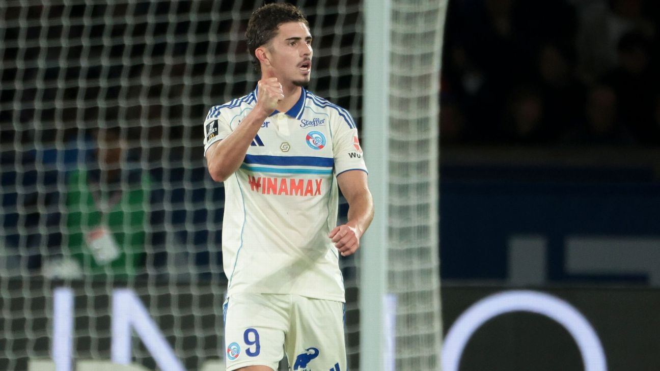 Joaquín Panichelli durante un entrenamiento previo al armado de la Selección Argentina para el Mundial 2026