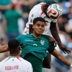 Bolivia venció 2-1 a Surinam en México y avanzó a la final del repechaje. Goles de Paniagua y Terceros para soñar con el Mundial de fútbol 2026.