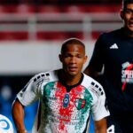 Jugadores celebrando el histórico empate de Riestra en casa ante Palestino por la Copa Sudamericana