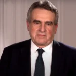 Intercambio de mensajes en redes sociales sobre la realidad económica y social argentina entre el Gobierno y la oposición