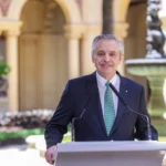 Alberto Fernández brinda una entrevista sobre el futuro de Milei y Trump y la situación económica argentina