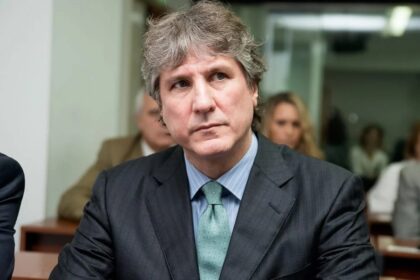 Gráfico estadístico que ilustra la inflación creciente y crisis industrial en Argentina mencionada por Amado Boudou.