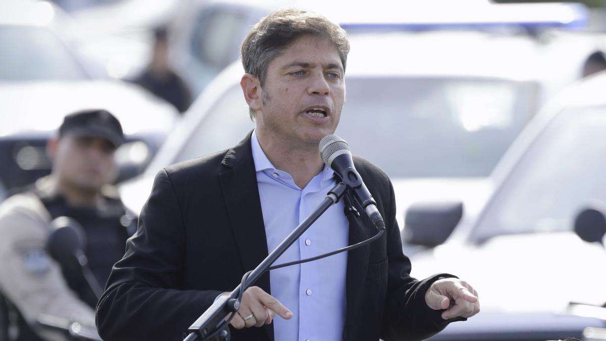 El gobernador bonaerense Axel Kicillof lidera intención de voto opositora en un acto político reciente.