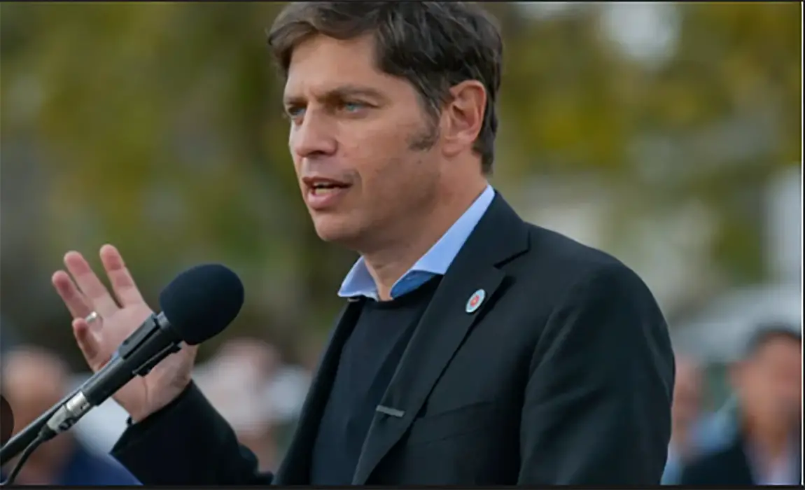 El gobernador bonaerense durante una reunión estratégica para el armado político de Axel Kicillof con dirigentes opositores