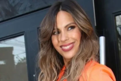 Vehículo Tesla involucrado en el choque de Barby Franco en la zona de Cañuelas sobre Ruta 3.