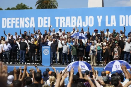 Convocatoria oficial de la CGT a la movilización contra Javier Milei en Plaza de Mayo
