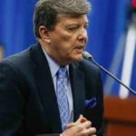 César Milani disertando en el Instituto Patria sobre el futuro de las Fuerzas Armadas