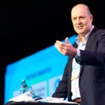 Federico Sturzenegger analizando el asedio mediático al Gobierno y las reformas económicas de Javier Milei.