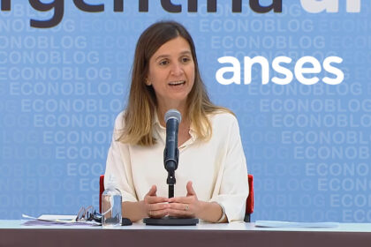 Fachada del complejo histórico donde buscan proteger los hoteles de Chapadmalal para el turismo social bonaerense.