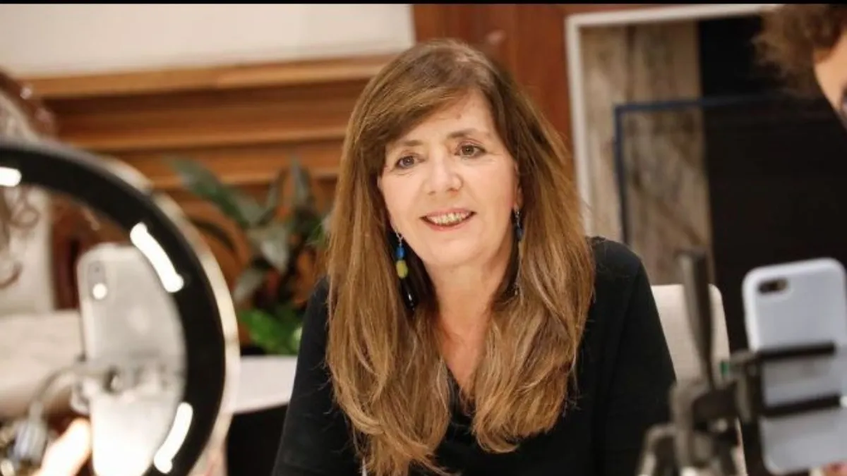 Gabriela Cerruti brinda una entrevista donde pone en duda la integridad de Manuel Adorni por sus propiedades e hipotecas.