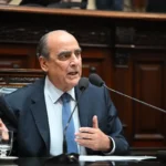 Guillermo Francos durante una entrevista televisiva analizando la posible candidatura de Guillermo Francos para el año 2027