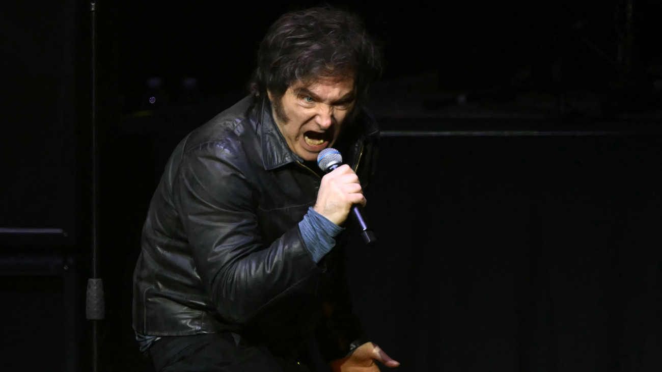 Justicia investiga el financiamiento del acto de Milei y los aportes privados de empresarios para el show en el Movistar Arena.