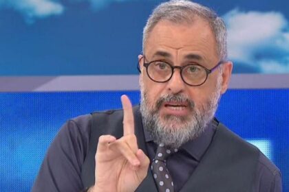 Jorge Rial analizando la falta de hambre en participantes del reality Gran Hermano durante una entrevista.