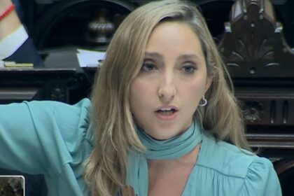 Julia Strada denuncia la aniquilación del instituto tecnológico INTI y el impacto en la industria.