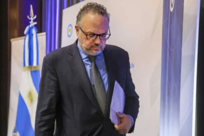 Matías Kulfas analiza la crisis del peronismo hippie berreta y el futuro industrial de Argentina