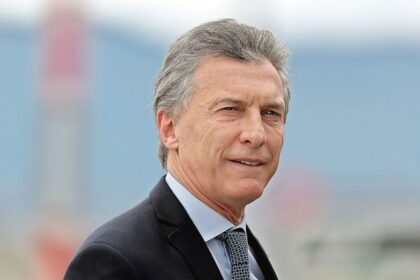 El exmandatario nacional iniciando la nueva relación de Mauricio Macri tras su ruptura matrimonial.
